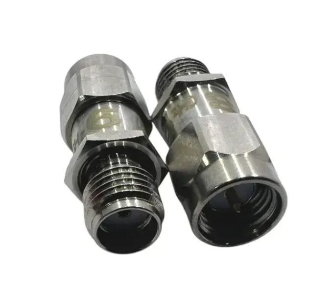 ВЧ аттенюатор SMA-M - SMA-F 6dB 2W 18GHz