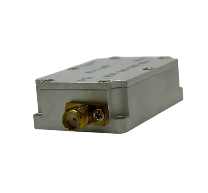 Широкополосный малошумный усилитель XRRFSDR SMA-F 18dB 50MHz - 4GHz